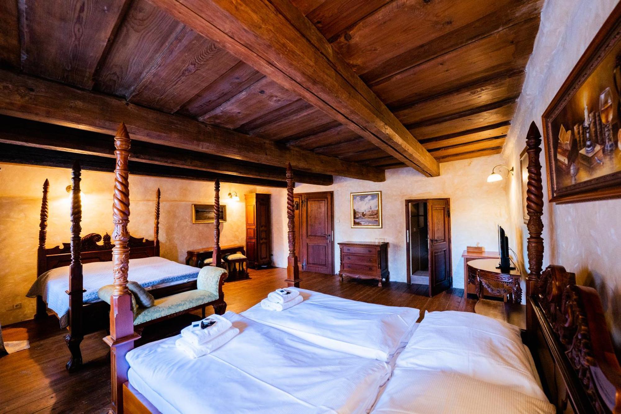 Penzion Baroko Cesky Krumlov Bagian luar foto